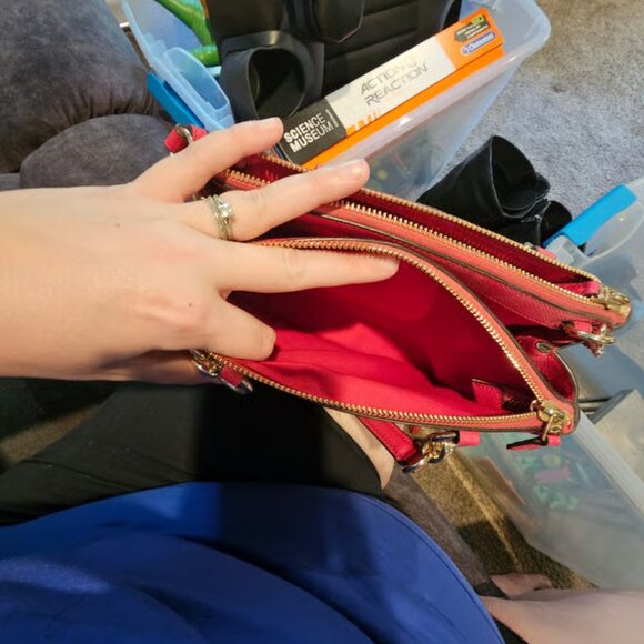 Coach Christy Carryall - Picture 2 of 2